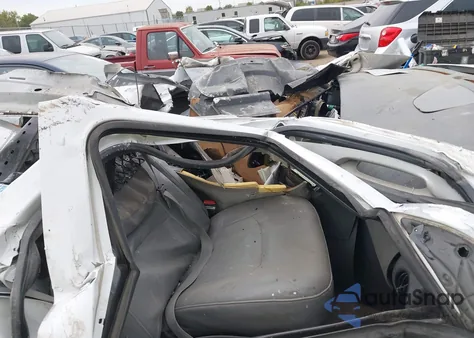 2004 Ford E-250 Commercial/Recreational из США, поврежденный, VIN 1FTNE24WX4HB50917